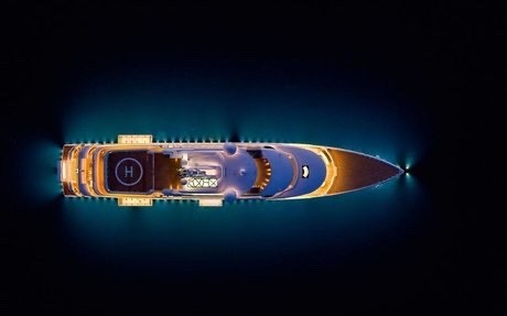 Inside the Superyacht Luminosity designed by Zaniz Jakubowski